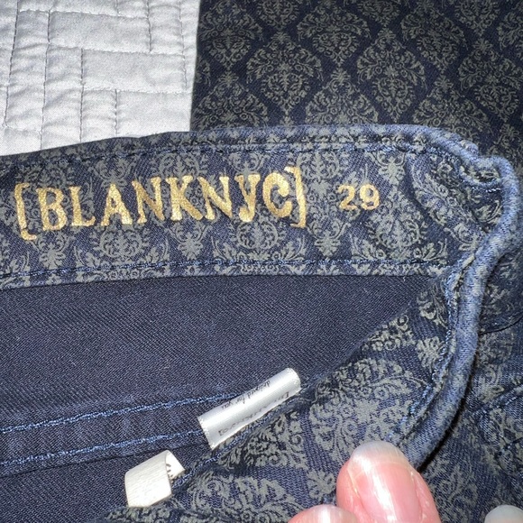 BLANK NYC - unique - cute patterned blue jeans - size 29 - Picture 5 of 9